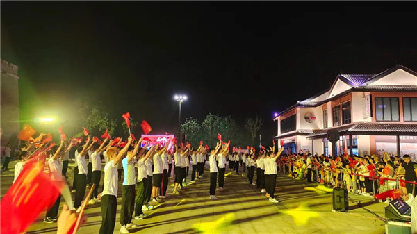 月光所照，皆為家國(guó)——景德鎮(zhèn)大型實(shí)景演出《china》國(guó)慶假期受到觀眾熱捧