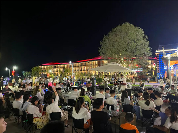 興商貿 促消費 惠民生！景德鎮(zhèn)這里的夜市很火爆！